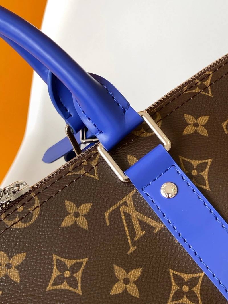 LV Travel Bags 4233A-0384