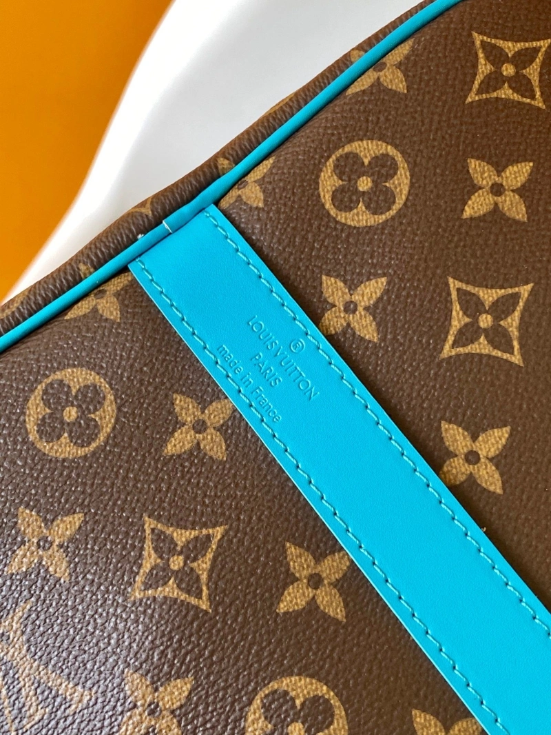 LV Travel Bags 4233A-0385