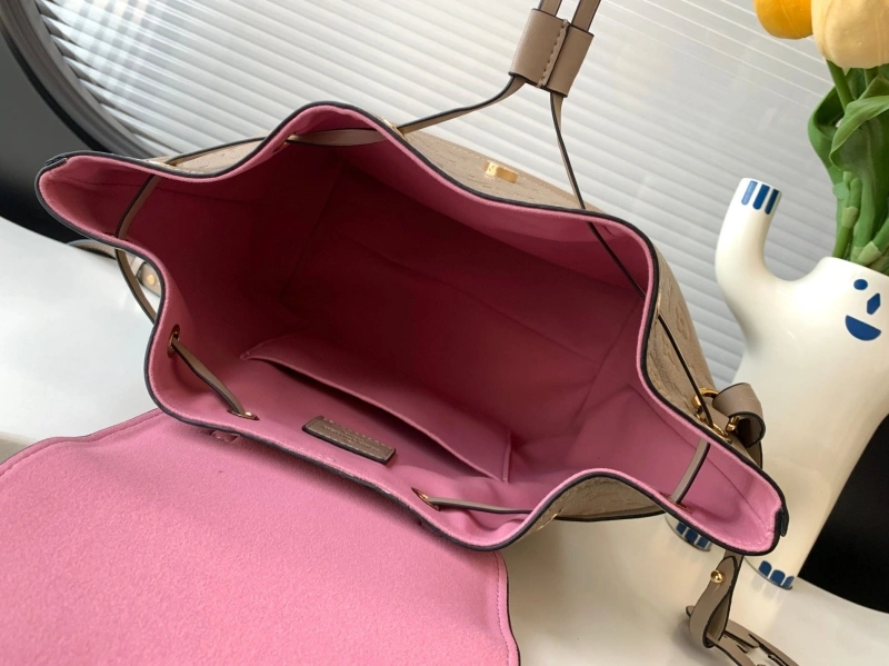 LV Backpacks 4233A-0393