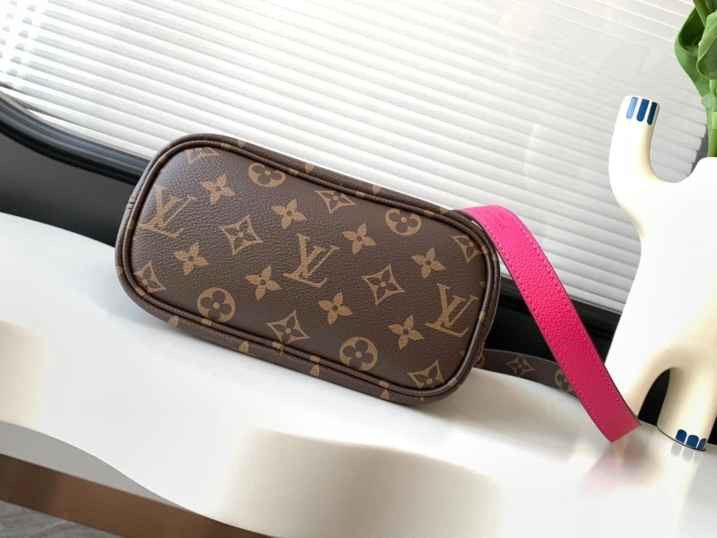 LV Shopping Bags 4233A-0484