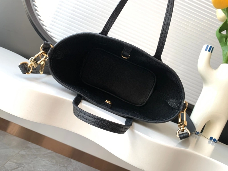 LV Shopping Bags 4233A-0486