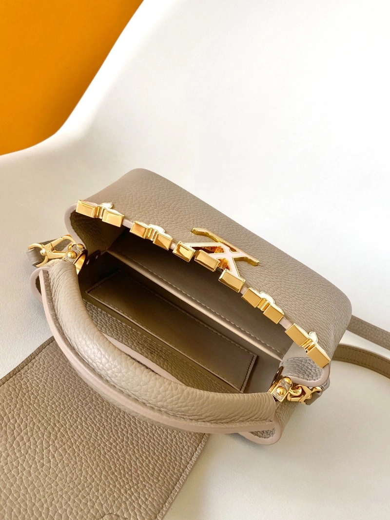 LV Capucines Bags 4233A-0846