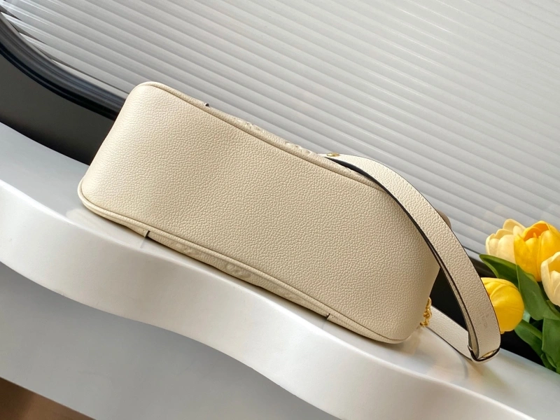 LV Top Handle Bags 4233A-0931