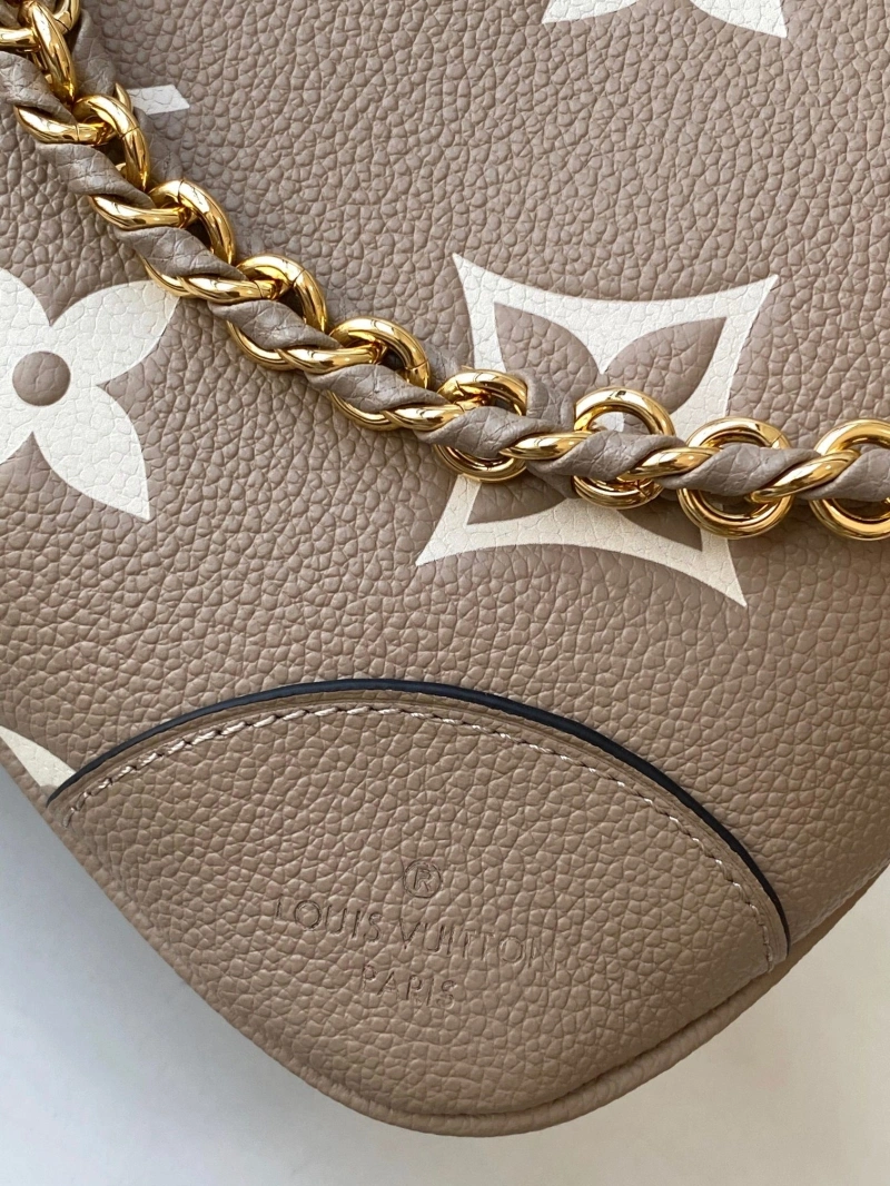 LV Top Handle Bags 4233A-0932