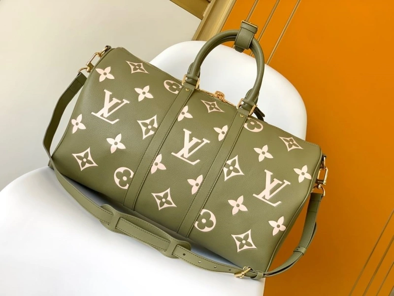 LV Travel Bags 4233A-1056