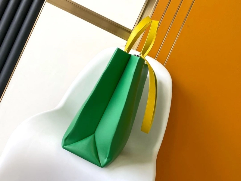 LV Shopping Bags 4233A-1061