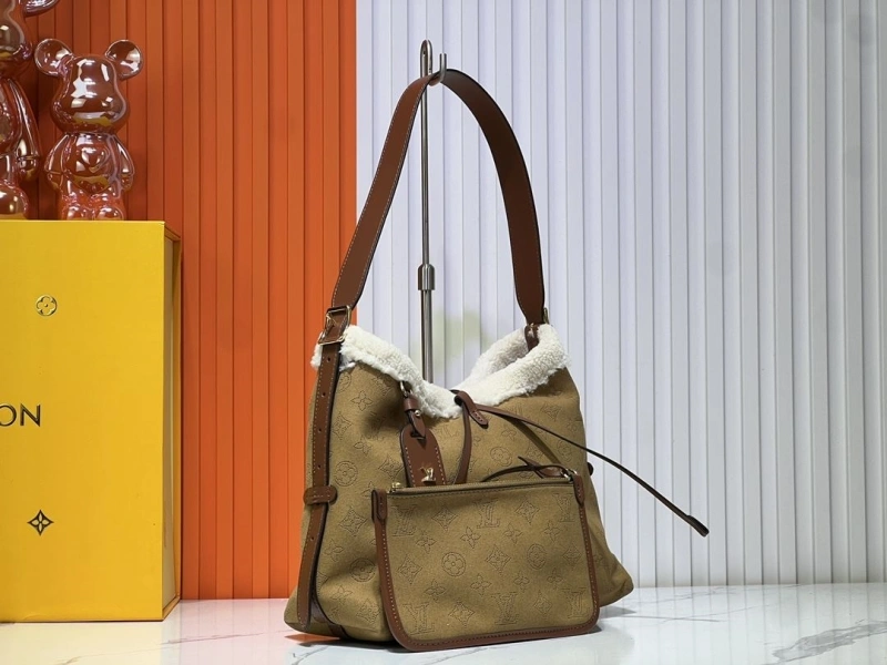 LV Top Handle Bags 4233A-1084