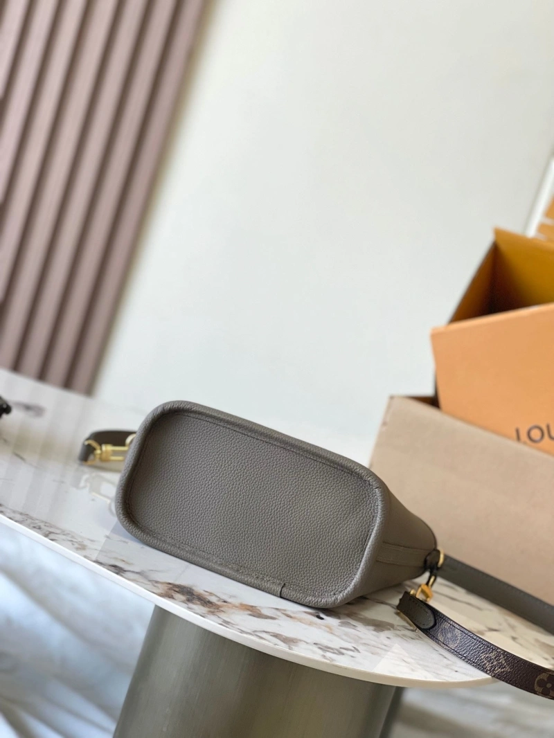 LV Shopping Bags 4233A-1212