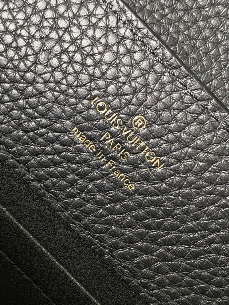 LV Capucines Bags 4233A-1220