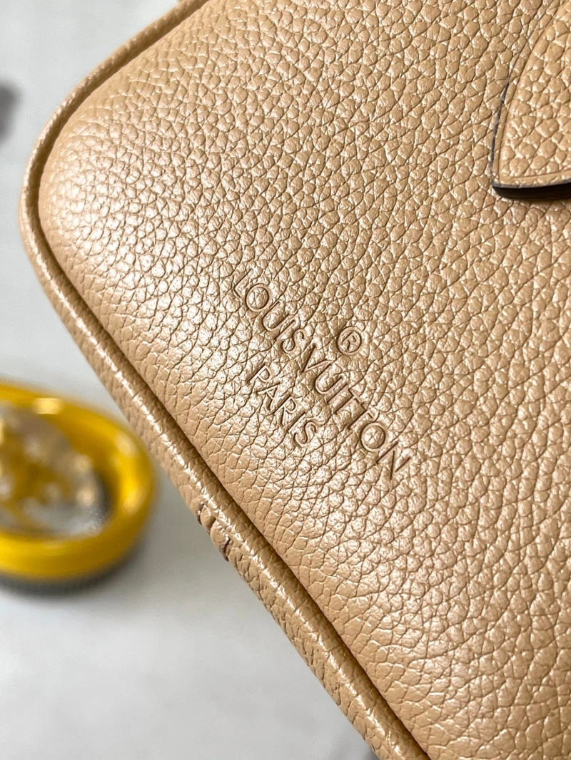 LV Speedy Bags 4233A-1225