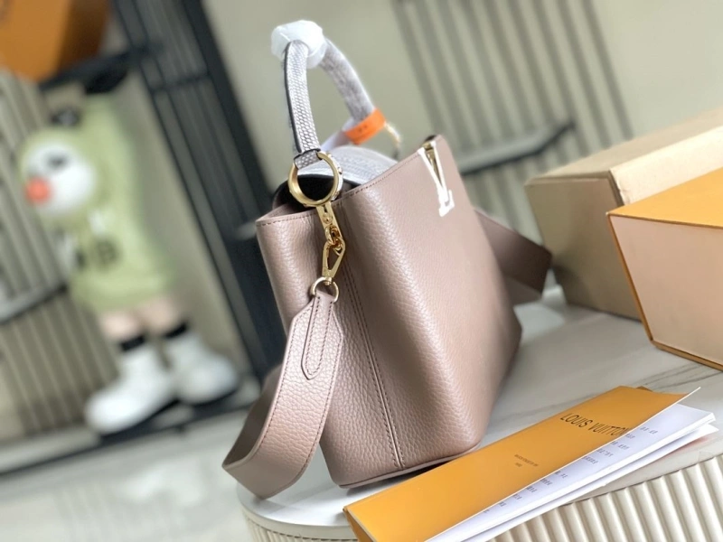 LV Capucines Bags 4233A-1226