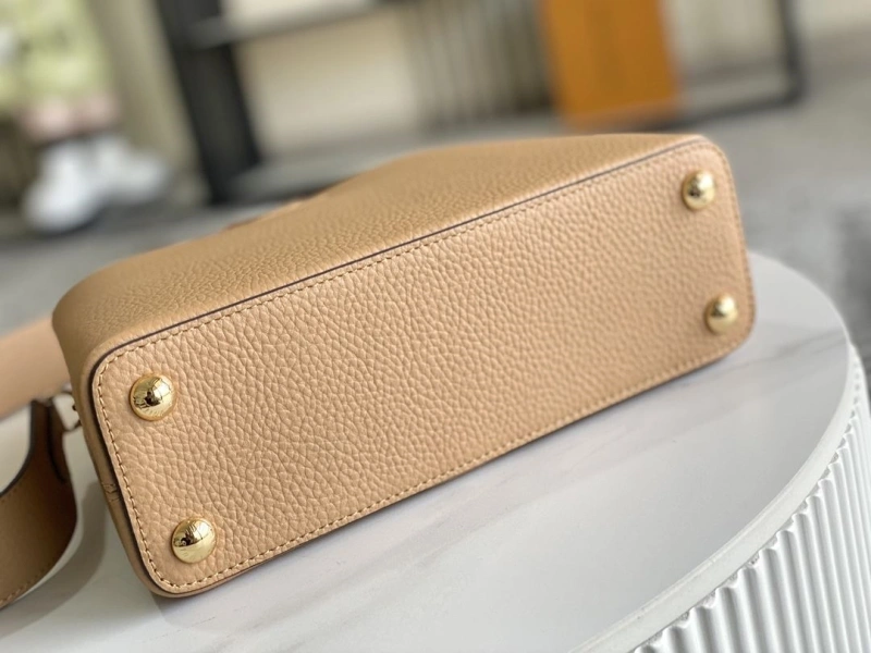 LV Capucines Bags 4233A-1228