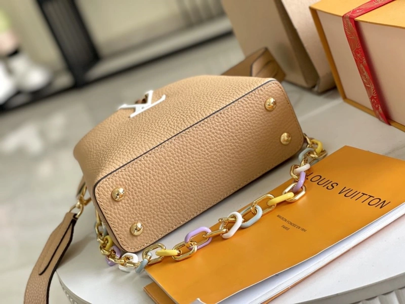 LV Capucines Bags 4233A-1230