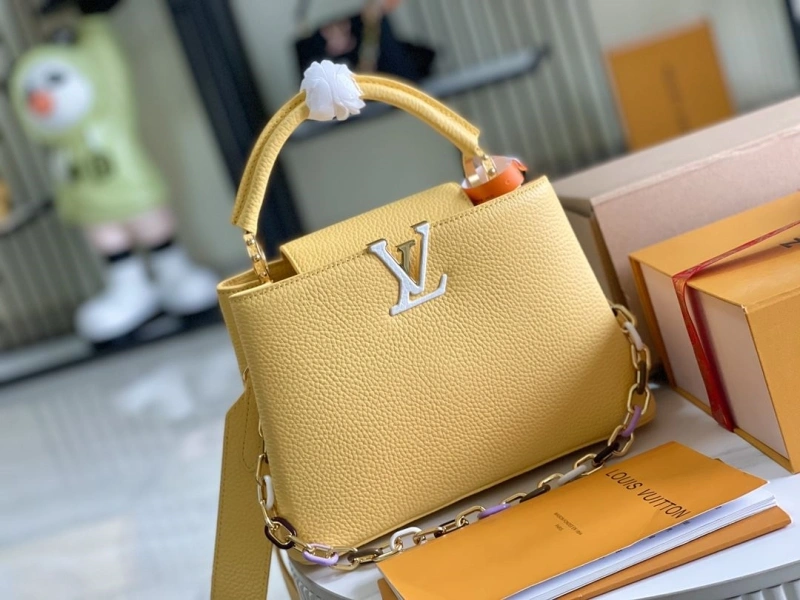 LV Capucines Bags 4233A-1231