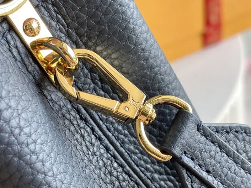 LV Capucines Bags 4233A-1235