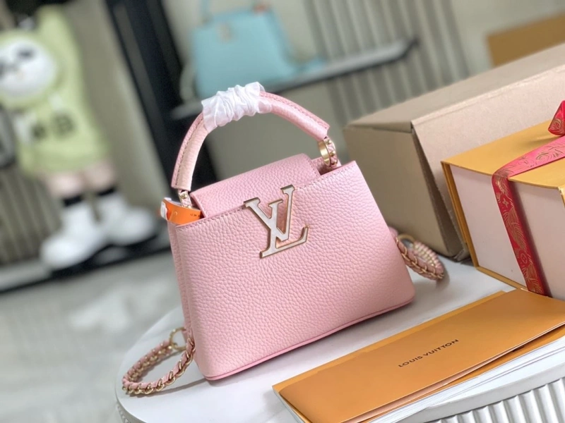 LV Capucines Bags 4233A-1236