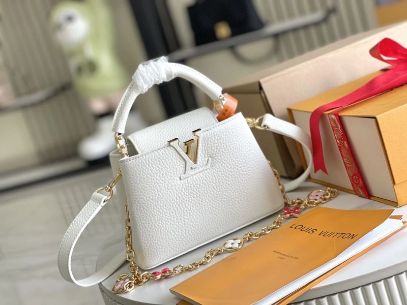 LV Capucines Bags 4233A-1240