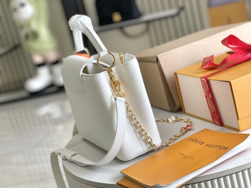 LV Capucines Bags 4233A-1241