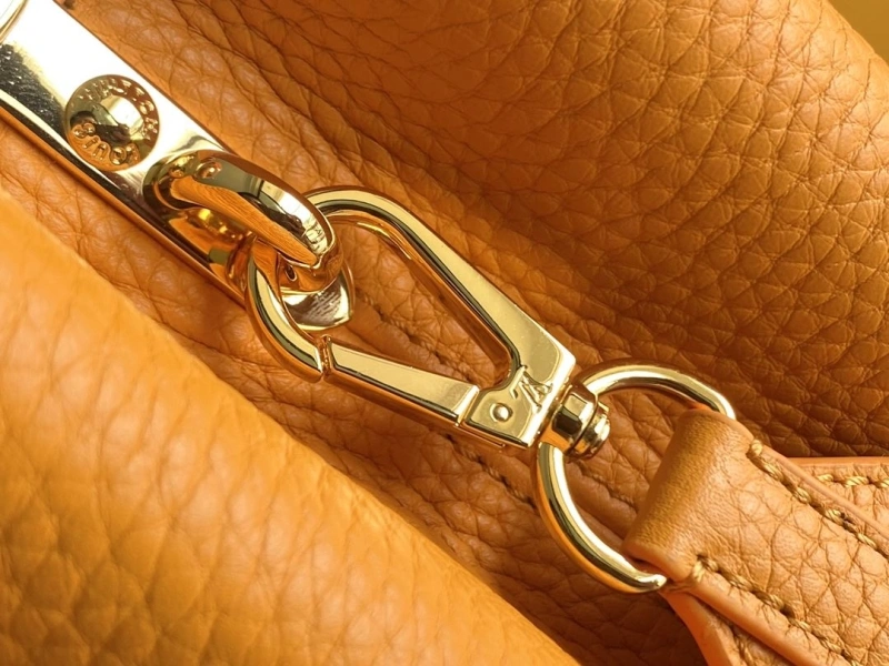 LV Capucines Bags 4233A-1250