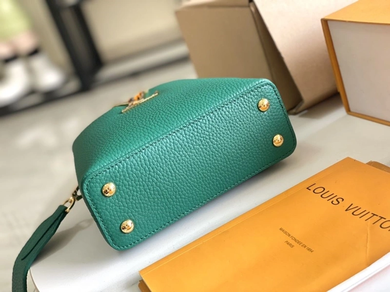 LV Capucines Bags 4233A-1251