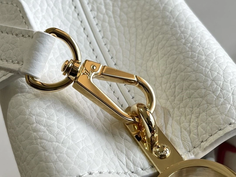 LV Capucines Bags 4233A-1252