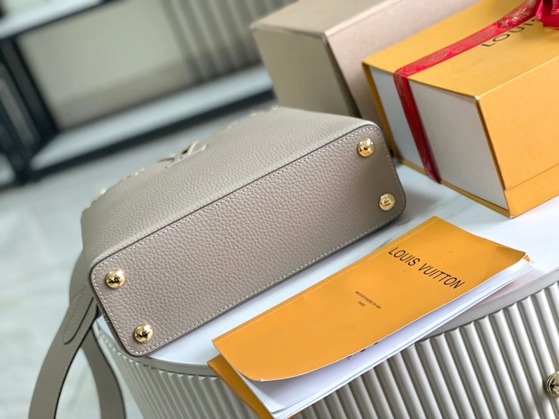 LV Capucines Bags 4233A-1267