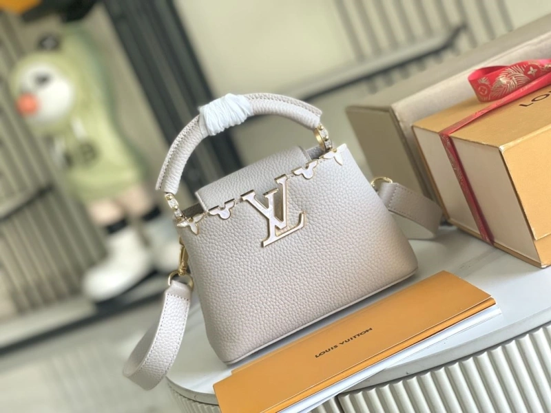 LV Capucines Bags 4233A-1268