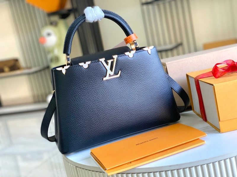 LV Capucines Bags 4233A-1272