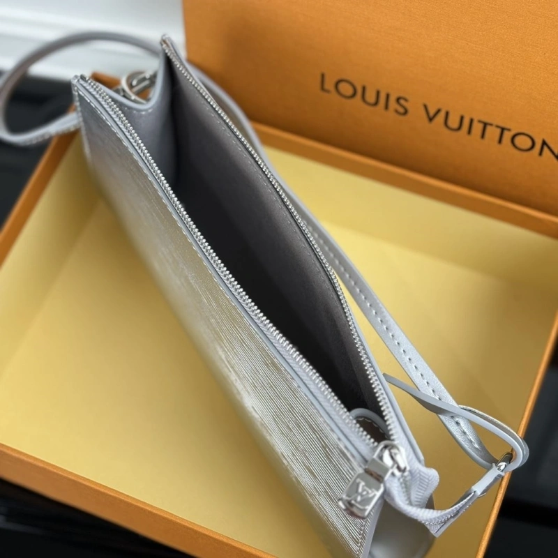 LV Wallets 4233A-1476