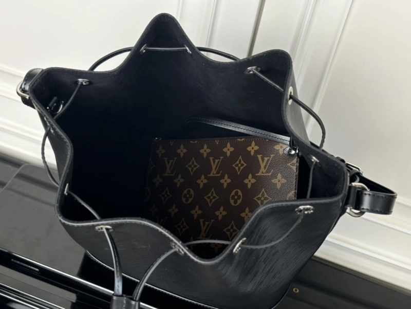 LV Bucket Bags 4233A-1481