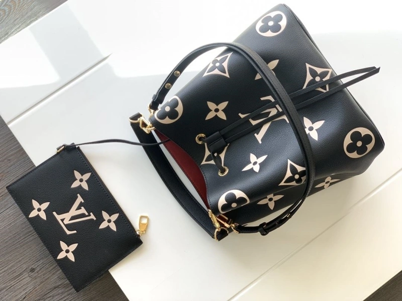 LV Bucket Bags 4233A-1553