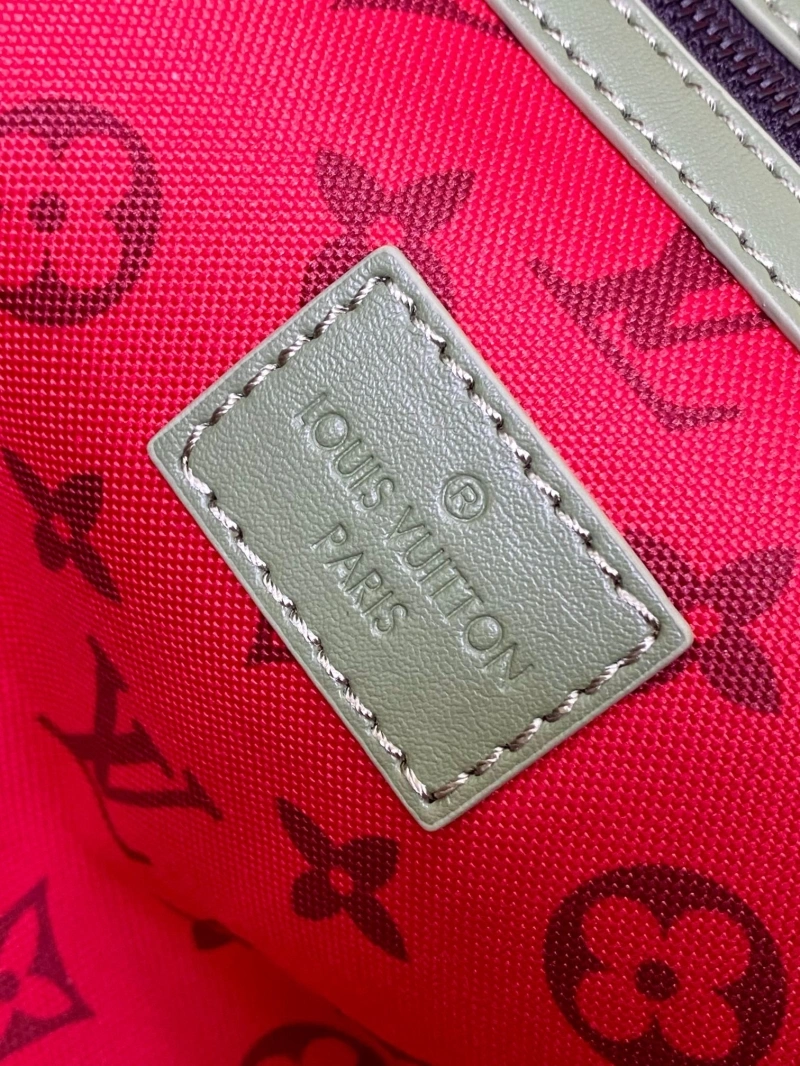 LV Travel Bags 4233A-1743