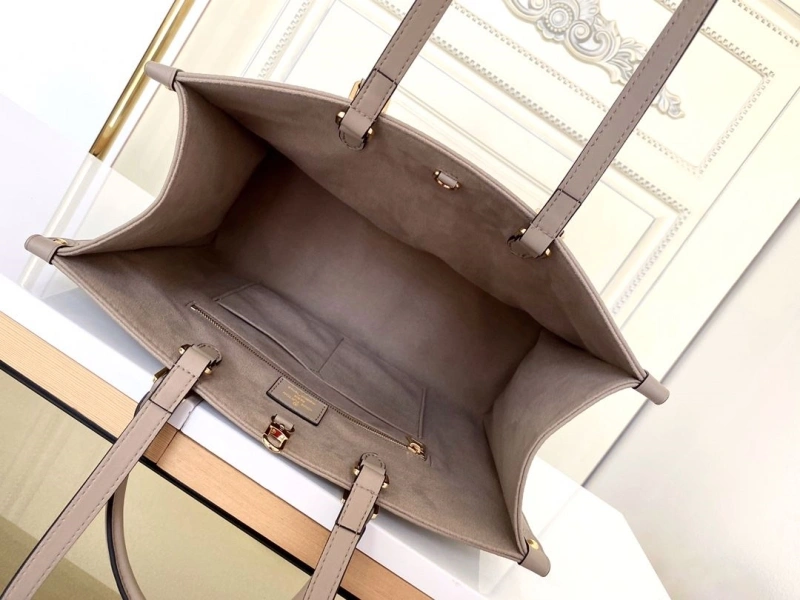 LV Shopping Bags 4233A-1769