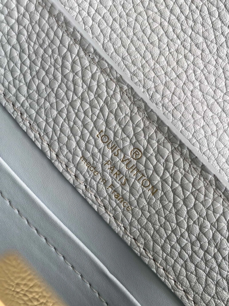 LV Capucines Bags 4233A-2187