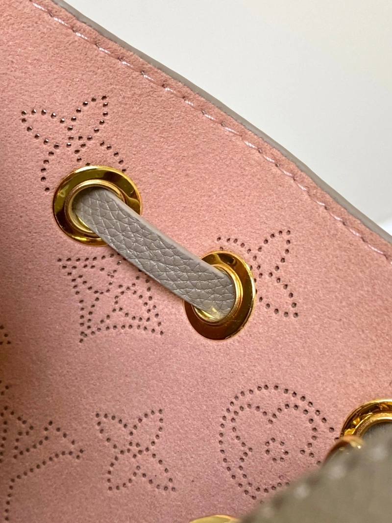 LV Bucket Bags 4233D-0005