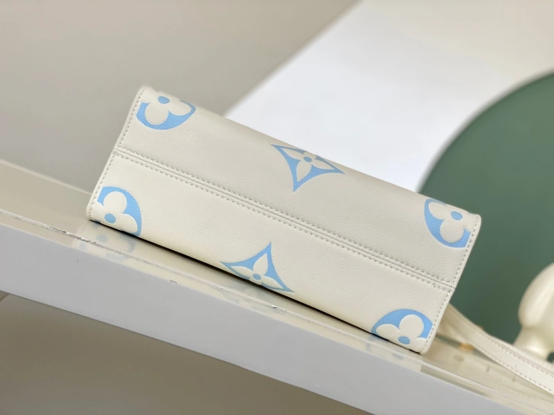 LV Shopping Bags 4233D-0007