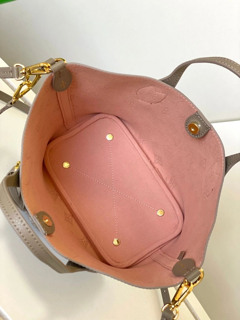 LV Shopping Bags 4233D-0011