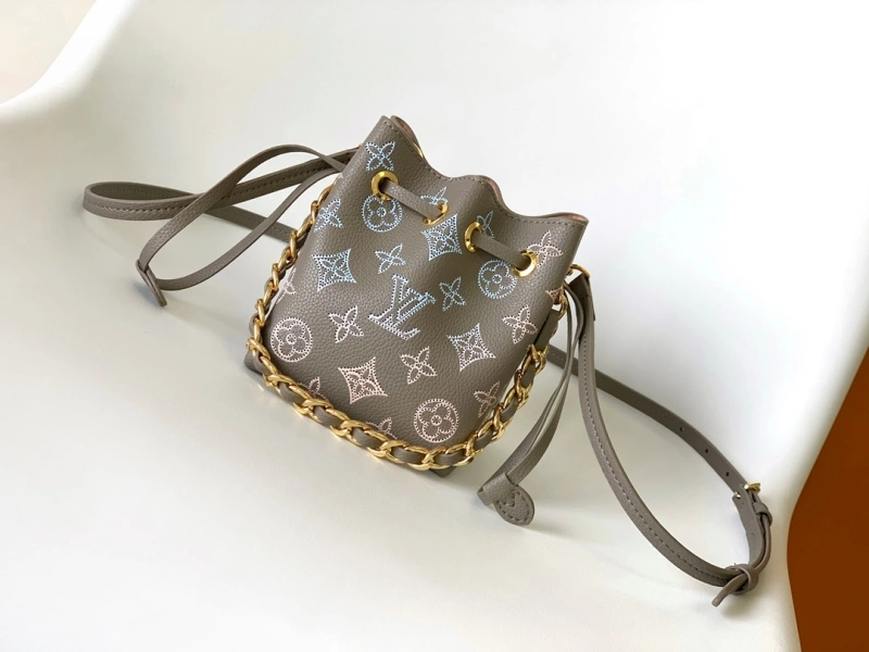 LV Bucket Bags 4233D-0037