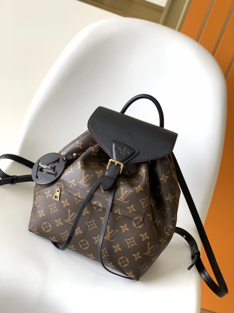 LV Backpacks 4233D-0056