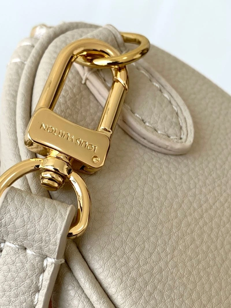 LV Speedy Bags 4233F-0028