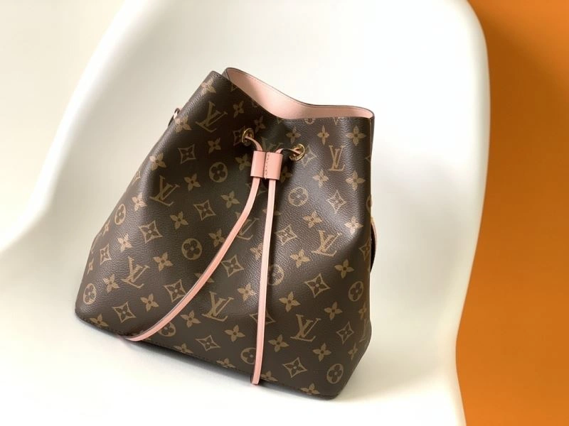 LV Bucket Bags 4233F-0110