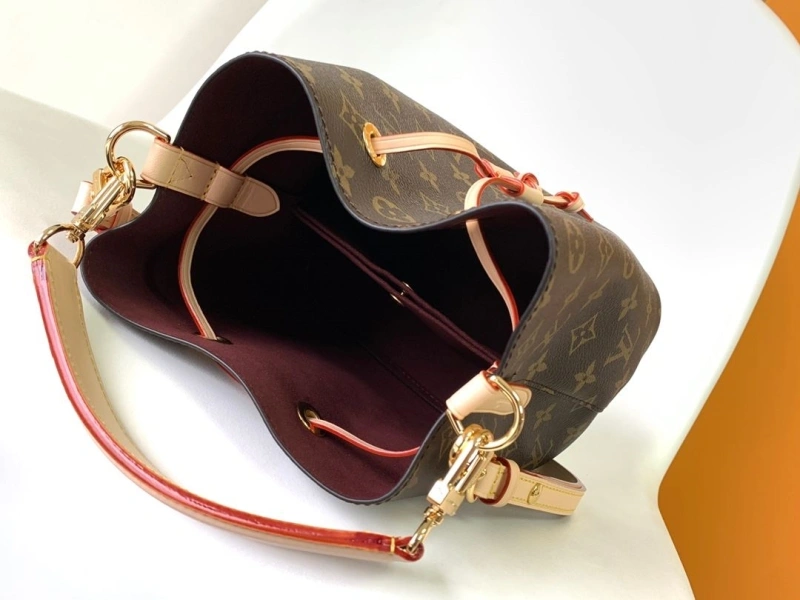 LV Bucket Bags 4233G-0066