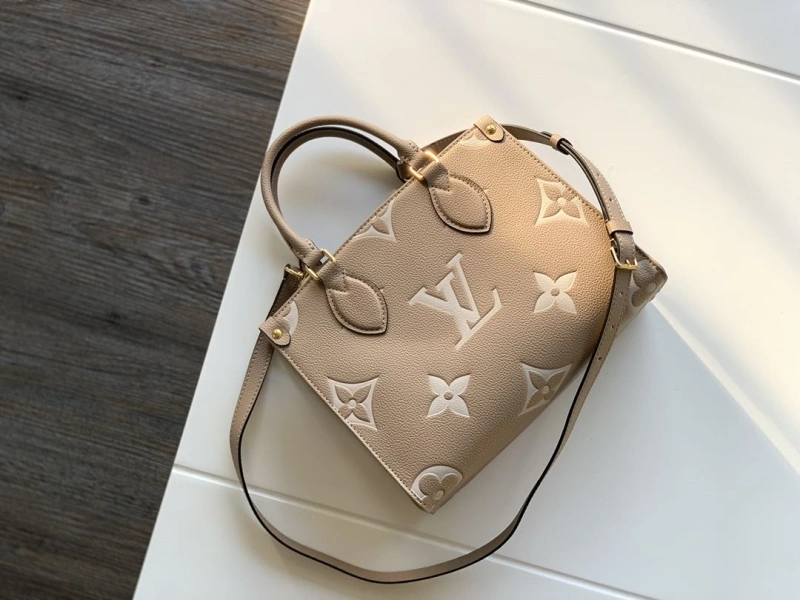 LV Shopping Bags 4233G-0080