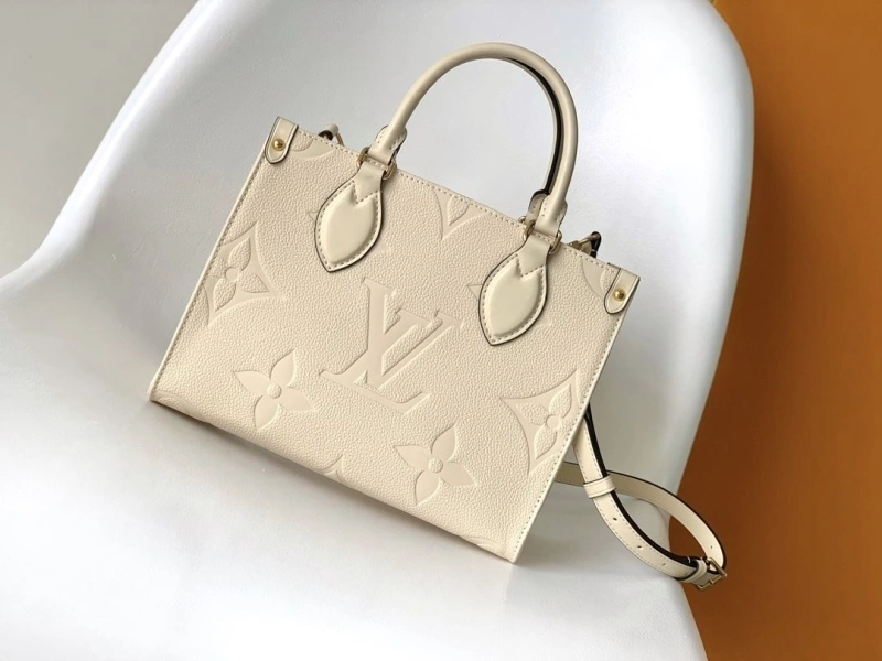 LV Shopping Bags 4233G-0082