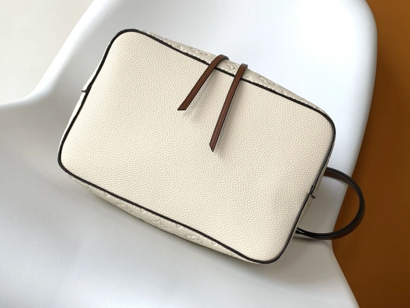 LV Bucket Bags 4233G-0086