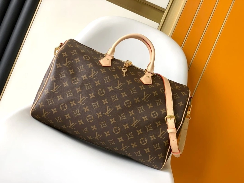 LV Travel Bags 4233G-0098