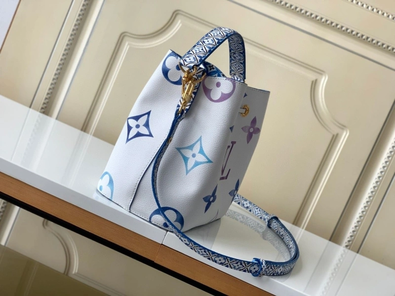 LV Bucket Bags 4233G-0123