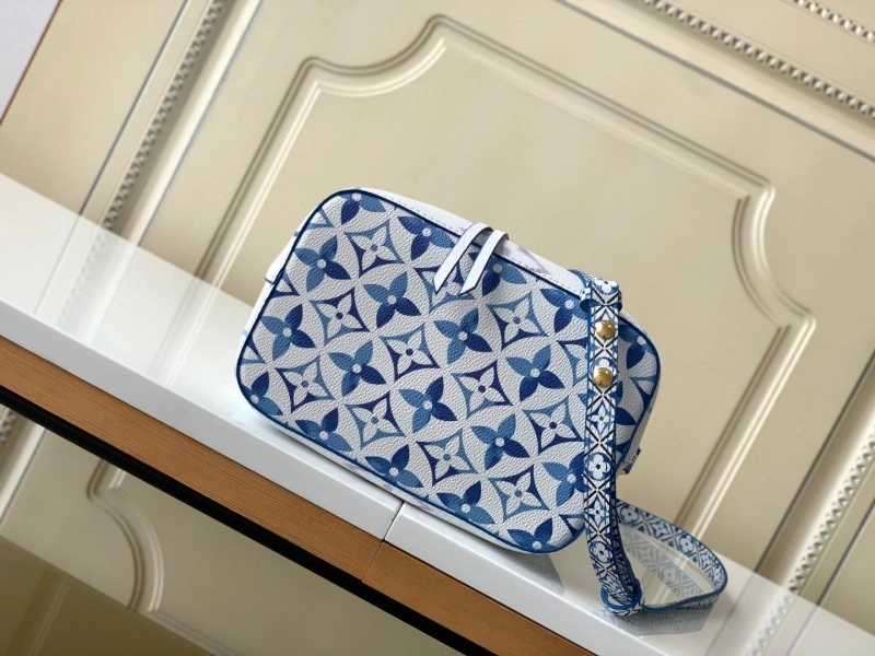 LV Bucket Bags 4233G-0123