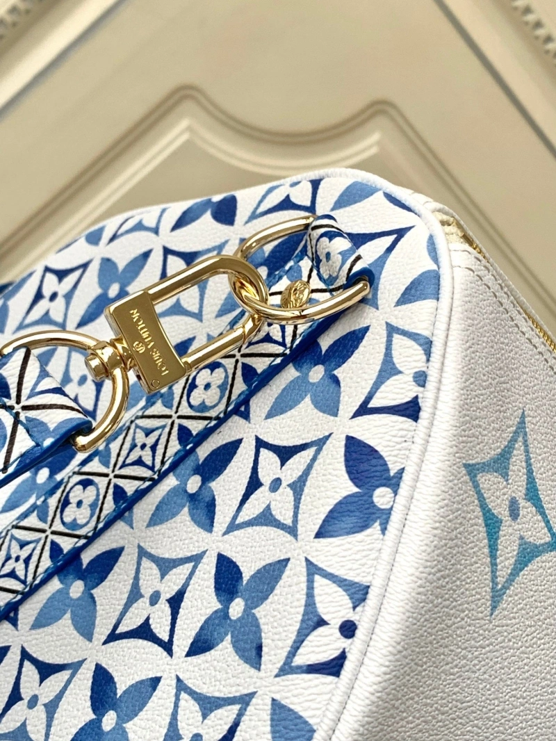 LV Travel Bags 4233G-0130