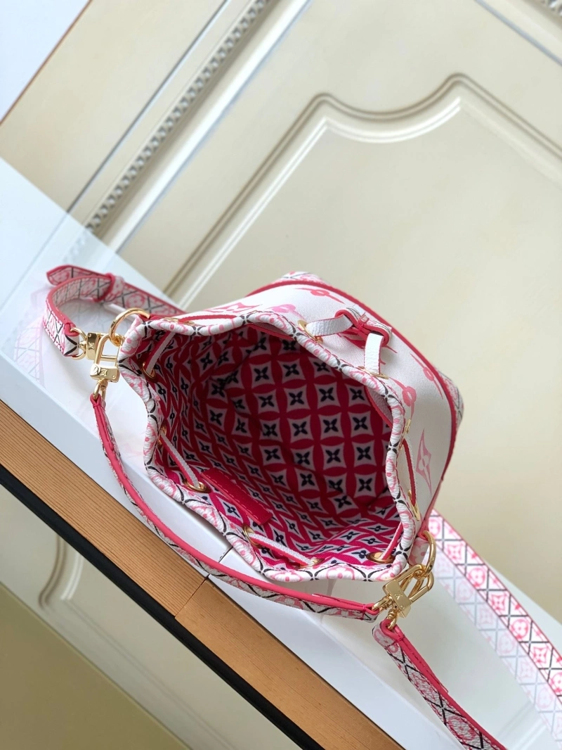 LV Bucket Bags 4233G-0131